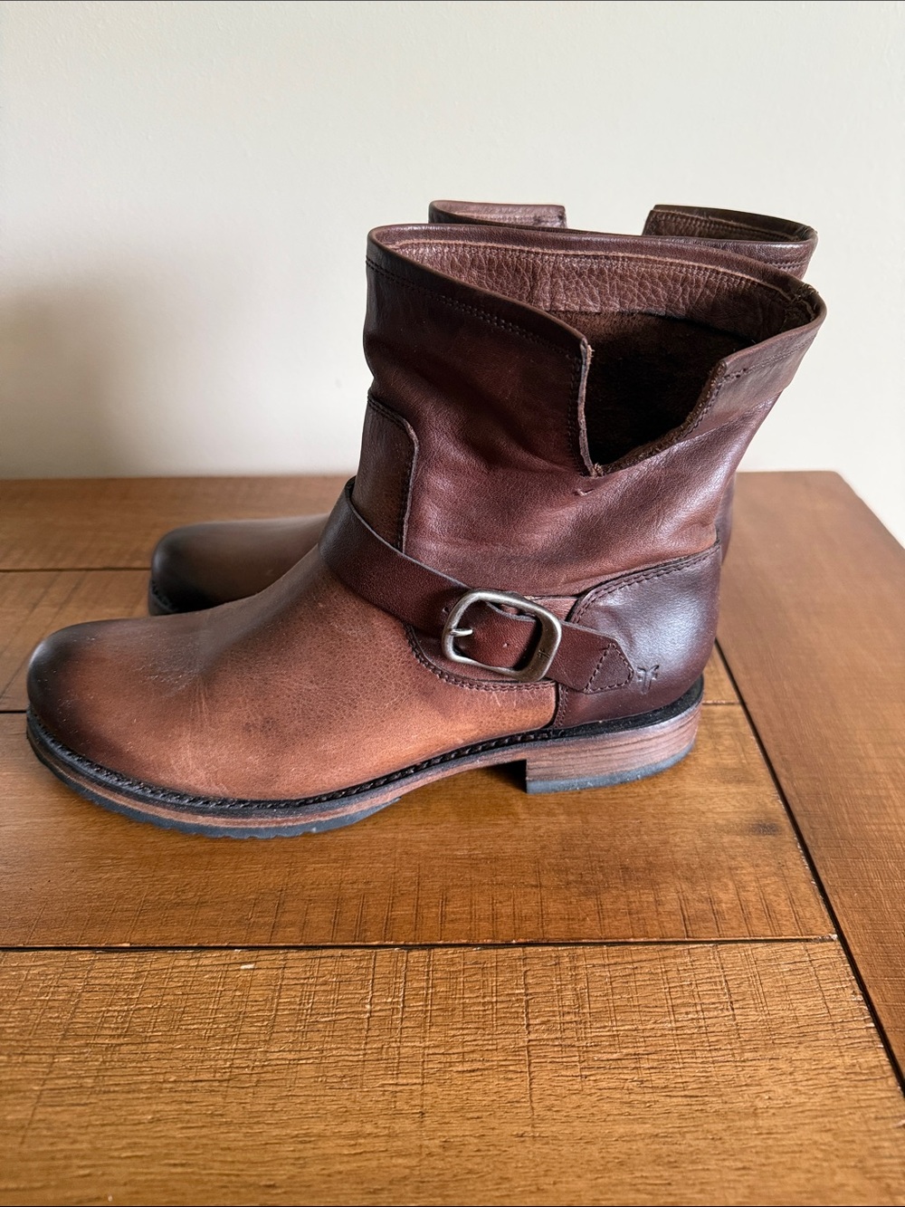 NWOT-Frye Brown Leather Harness Heeled Ankle Boots - Picture 3 of 12
